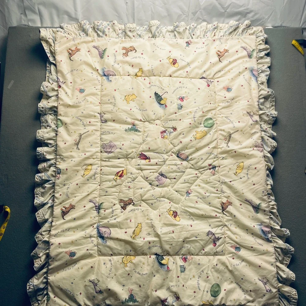 Disney Classic Pooh Baby Blanket Curtains Cotton Blend OS Vintage Cottagecore